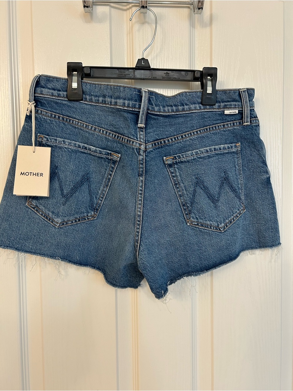 Mother The Tomcat Cutoff Denim Shorts in Thrill Seeker Size 28 - Picture 7 of 11